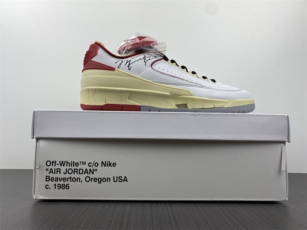 Air Jordan 2 Low Branco Vermelho e Preto