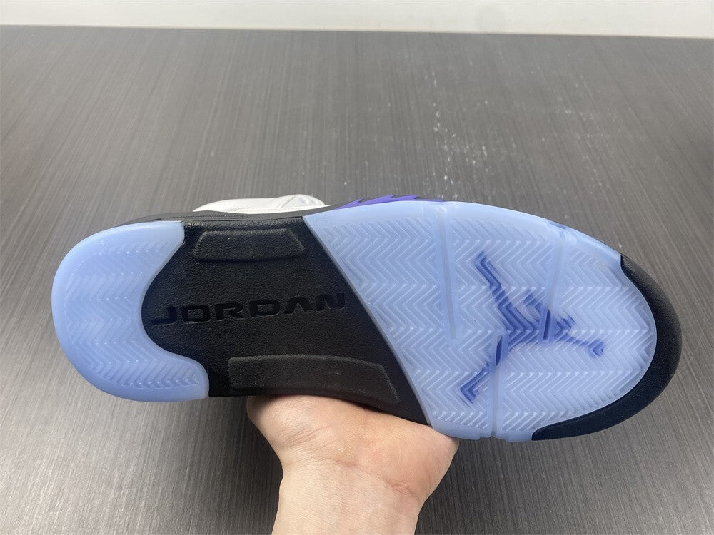 Air Jordan 5 Branco Roxo e Preto