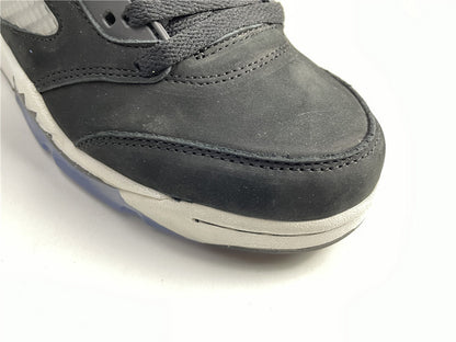 Air Jordan 5 Preto Branco e Azul Gelo