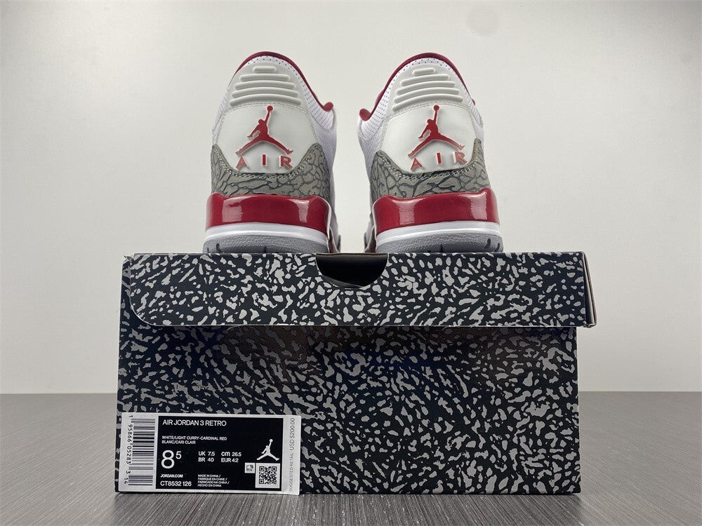 Air Jordan 3 Branco Vermelho e Cinza