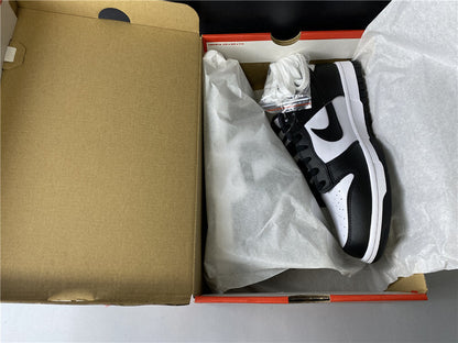 Dunk Low Panda Preto e Branco
