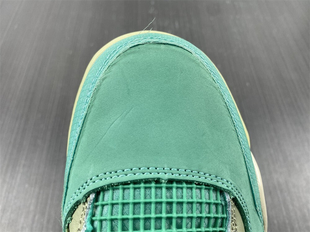 Air Jordan 4 x Off White Verde Menta e Bege
