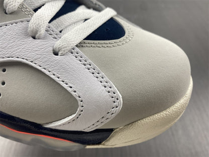 Air Jordan 6 Branco Azul Marinho e Laranja