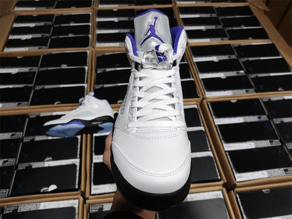 Air Jordan 5 Branco Roxo e Preto
