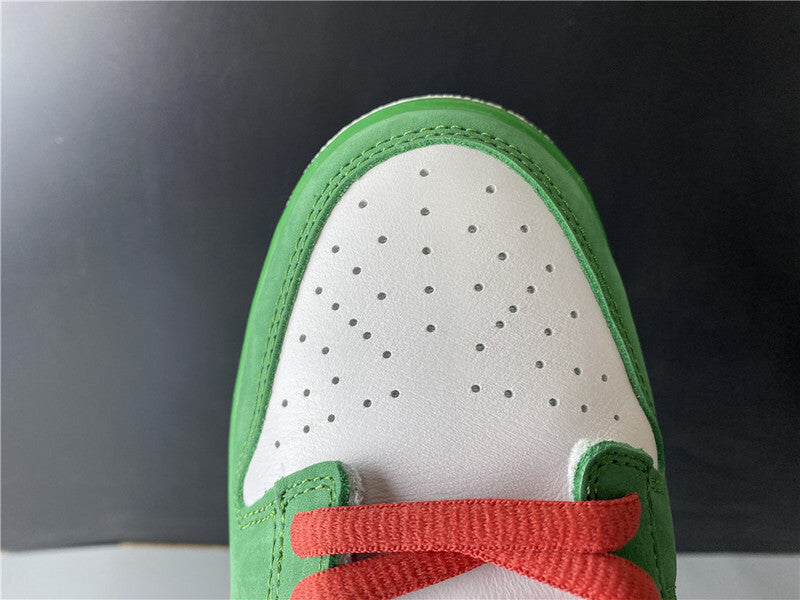Dunk Low Heineken Verde Branco e Vermelho