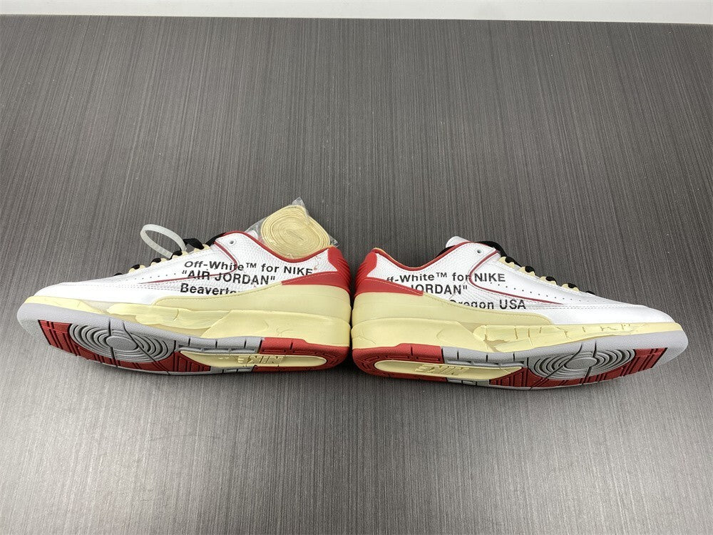 Air Jordan 2 Low Branco Vermelho e Preto