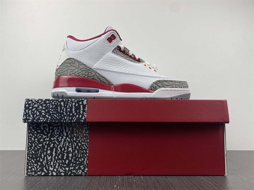 Air Jordan 3 Branco Vermelho e Cinza
