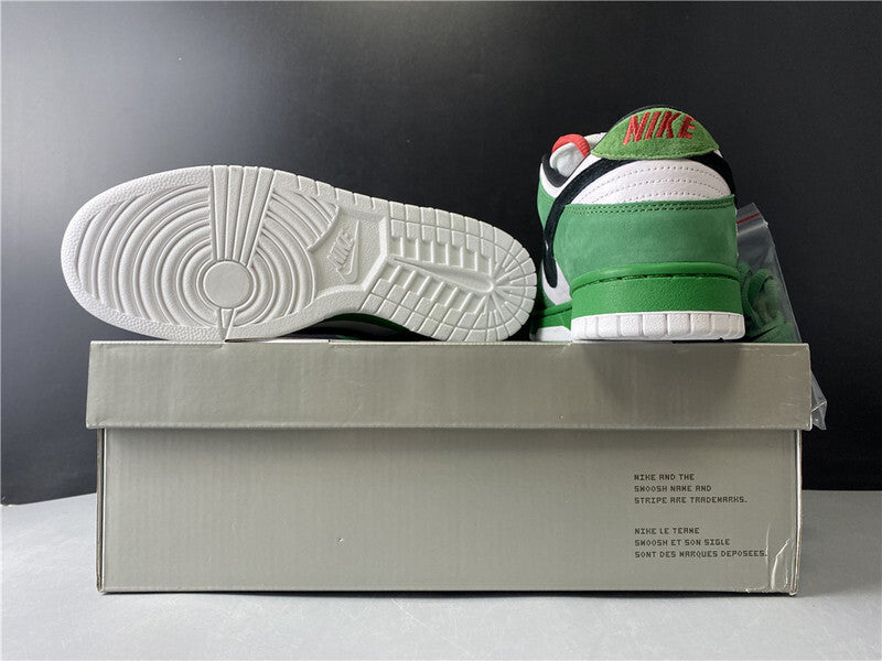 Dunk Low Heineken Verde Branco e Vermelho