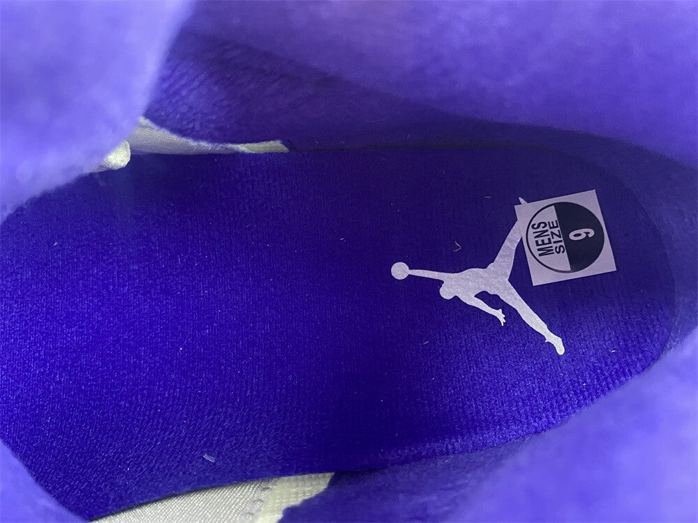 Air Jordan 5 Branco Roxo e Preto