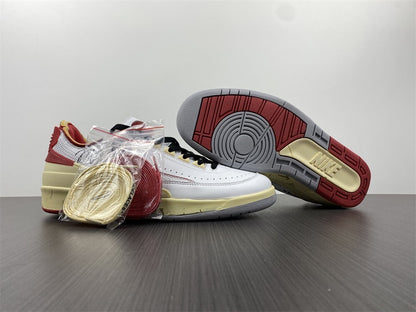 Air Jordan 2 Low Branco Vermelho e Preto