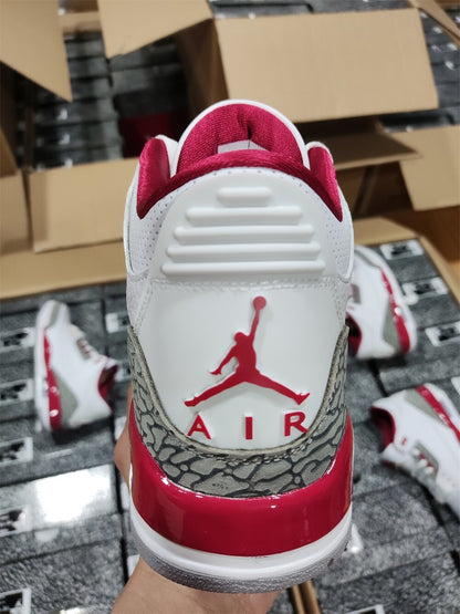 Air Jordan 3 Branco Vermelho e Cinza