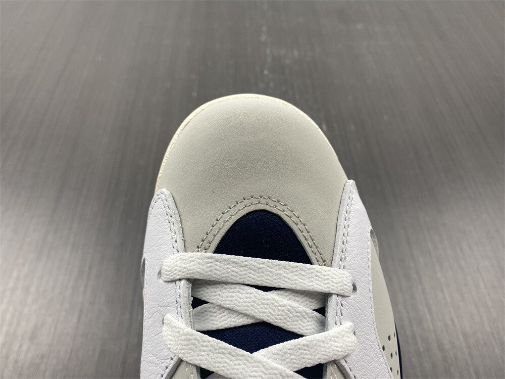 Air Jordan 6 Branco Azul Marinho e Laranja