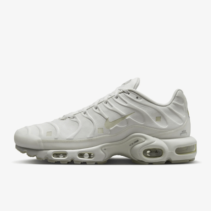 A-COLD-WALL x Nike Air Max Plus Platinum Tint