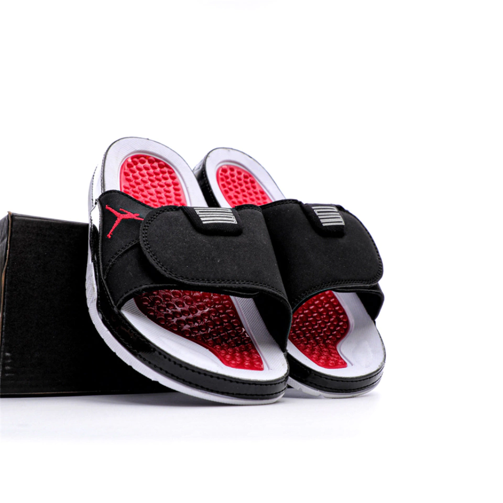 Chinelo Jordan Hrydro VI Retrô Preto