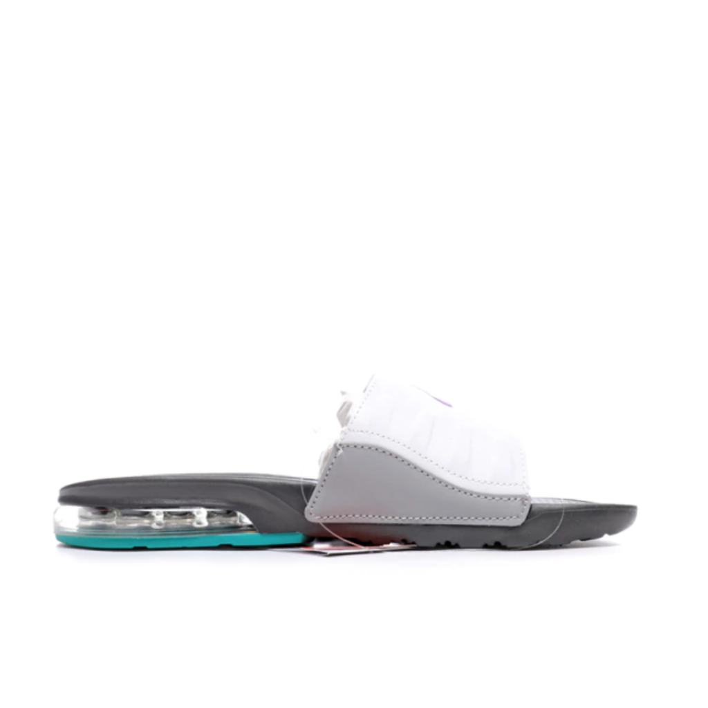 Chinelo Nike Air Max Camden - Branco