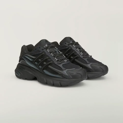 Pharrell Williams x adidas Adistar Jellyfish Triple Black