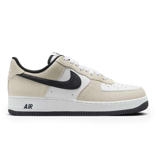 Tênis Nike Air Force 1 07 Bege/preto