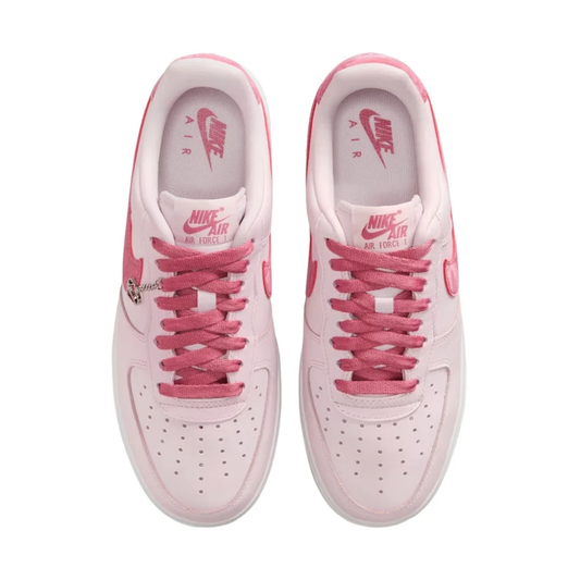 Tênis Nike Air Force 1 07 Rosa