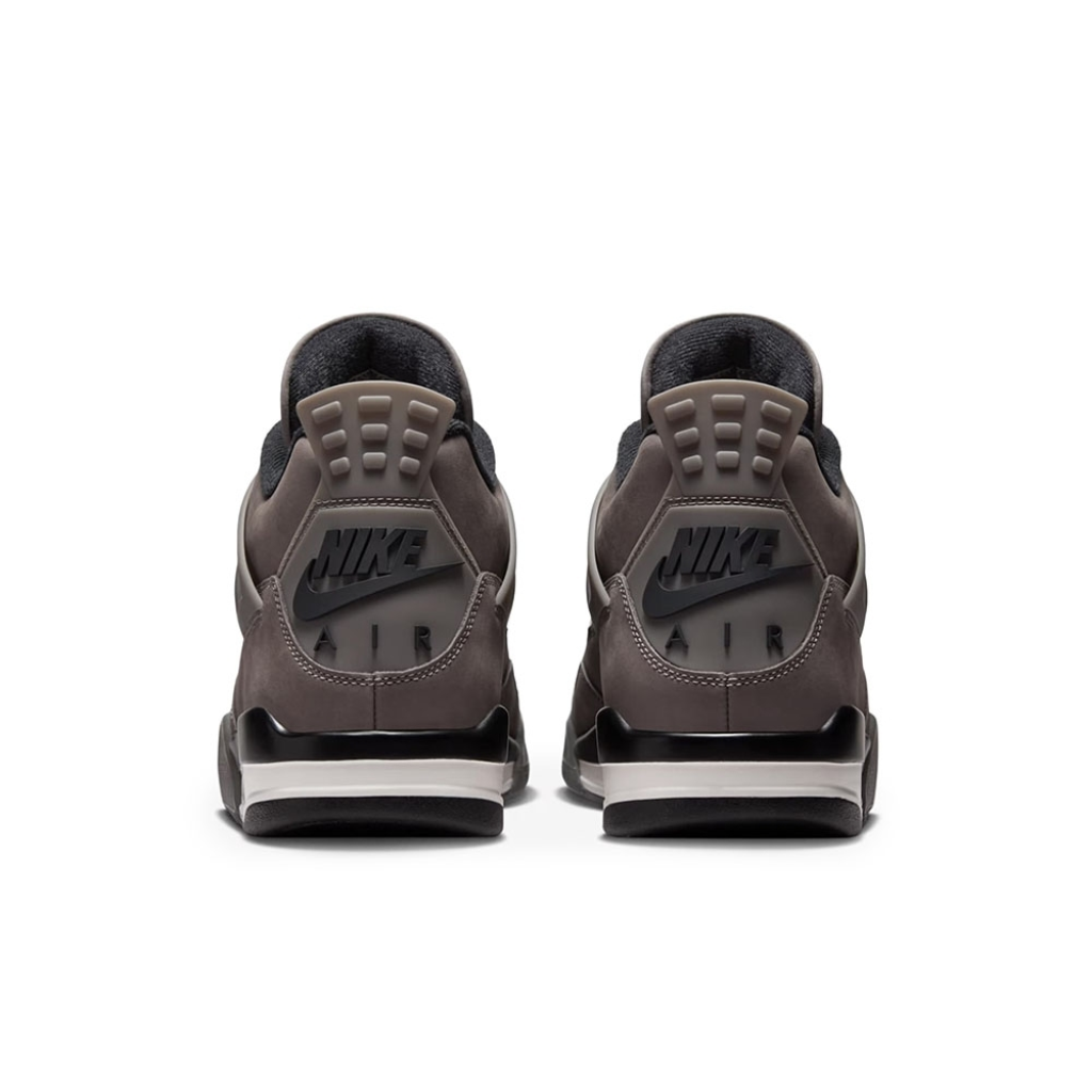 Tênis Air Jordan 4 Retro Marrom/preto