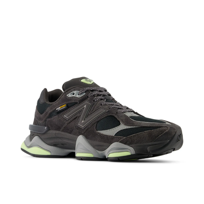 Tênis New Balance 9060 Unisex PretoVerde Claro