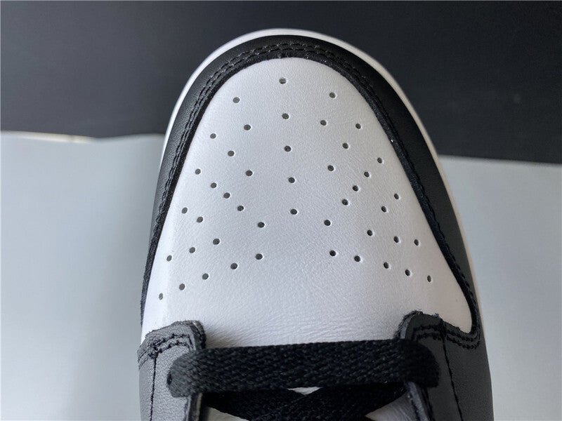 Dunk Low Panda Preto e Branco