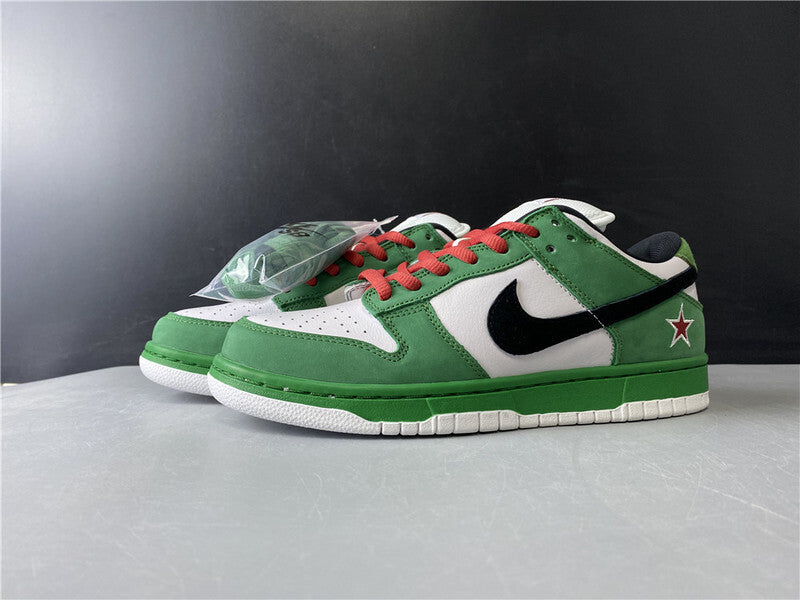 Dunk Low Heineken Verde Branco e Vermelho