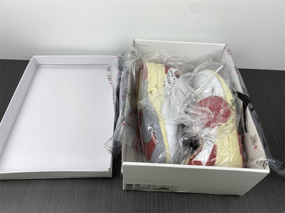 Air Jordan 2 Low Branco Vermelho e Preto
