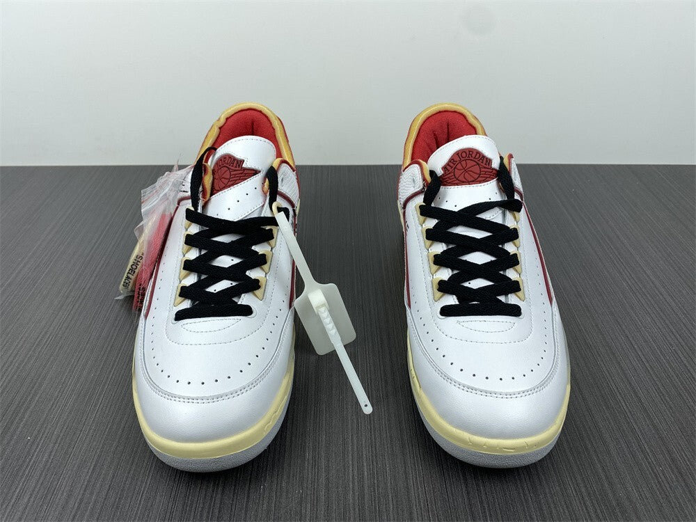 Air Jordan 2 Low Branco Vermelho e Preto
