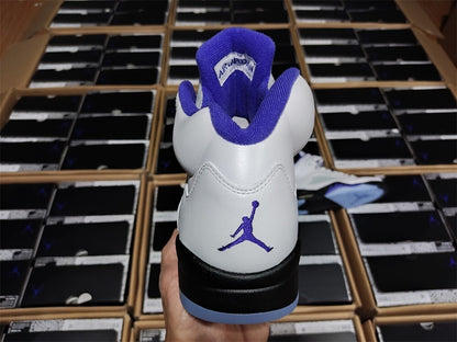 Air Jordan 5 Branco Roxo e Preto