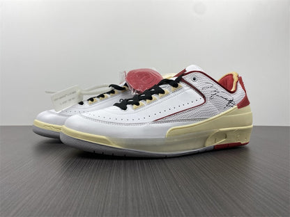 Air Jordan 2 Low Branco Vermelho e Preto
